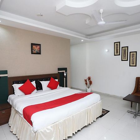 Super Capital O Levanti Near Aravali Biodiversity Park Gurgaon Luaran gambar