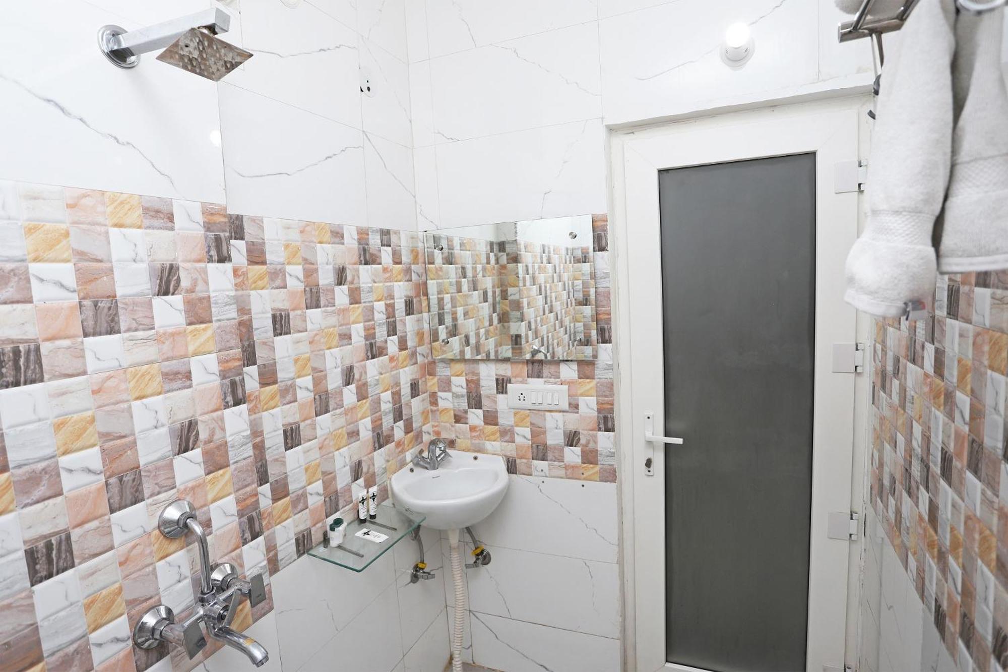 Super Capital O Levanti Near Aravali Biodiversity Park Gurgaon Luaran gambar
