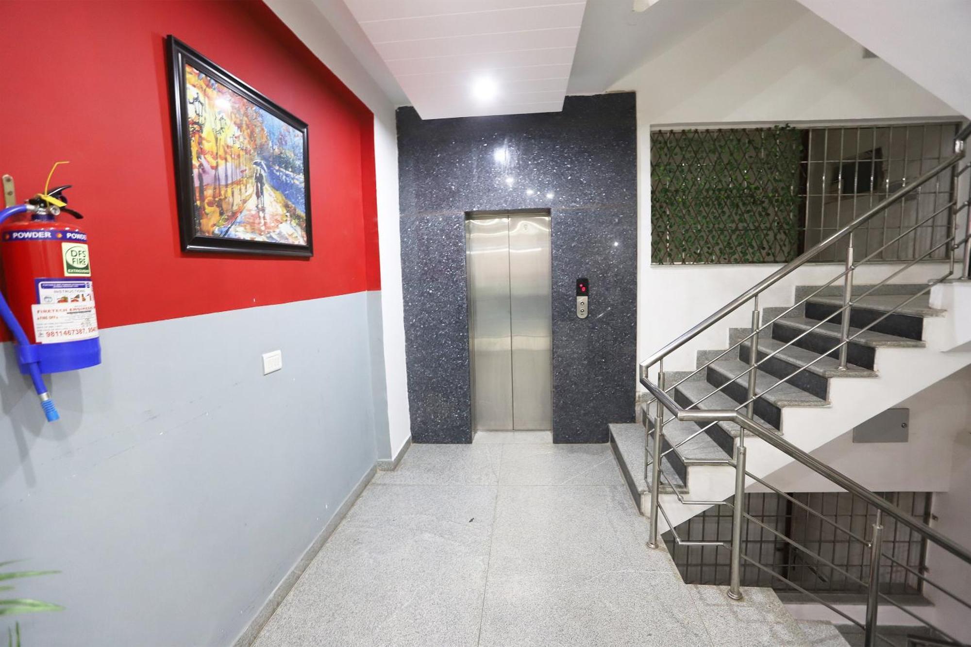 Super Capital O Levanti Near Aravali Biodiversity Park Gurgaon Luaran gambar